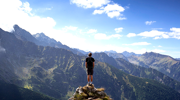 <a href="https://www.indy100.com/article/study-finds-intelligent-people-need-more-time-alone-to-be-happy-7423191">Do Smart People Need More Time Alone?</a>
